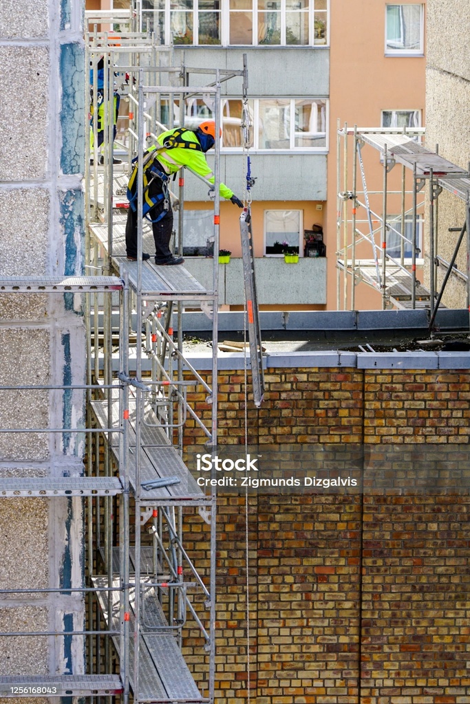 Werken op hoogte / steigerbouw